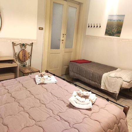 나폴리 Casa Lillina A Toledo , Near Piazza Del Plebiscito 아파트 외부 사진
