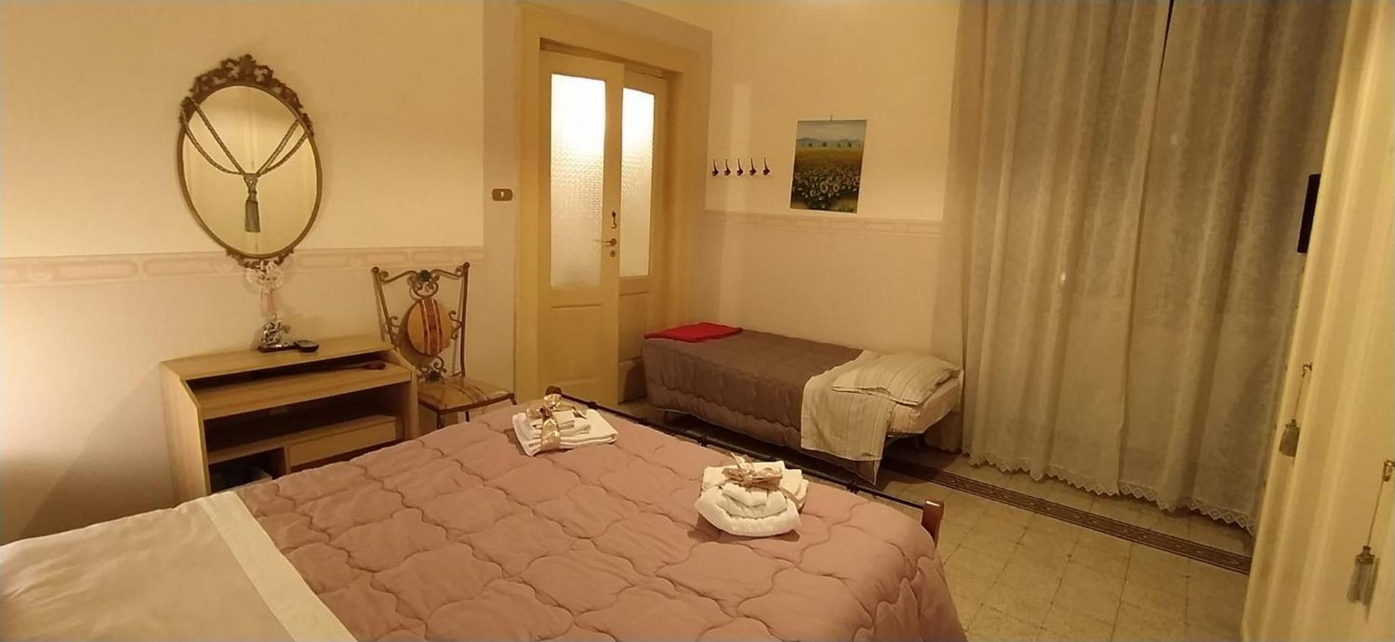 나폴리 Casa Lillina A Toledo , Near Piazza Del Plebiscito 아파트 외부 사진