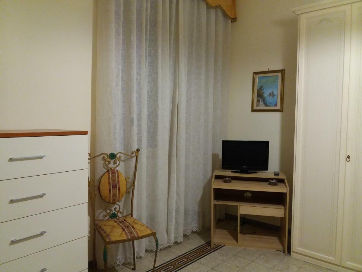 나폴리 Casa Lillina A Toledo , Near Piazza Del Plebiscito 아파트 외부 사진