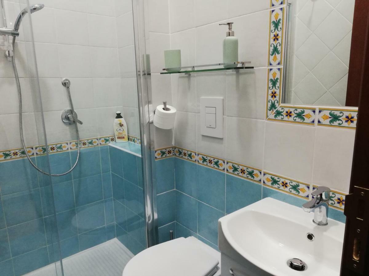 나폴리 Casa Lillina A Toledo , Near Piazza Del Plebiscito 아파트 외부 사진